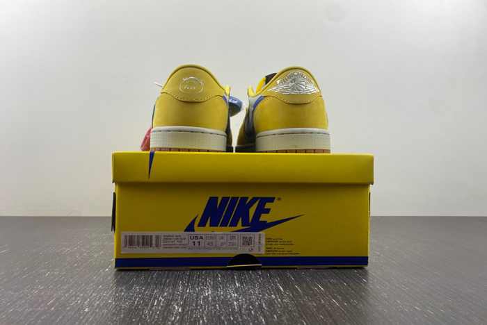 Travis Scott x Air Jordan 1  DZ4137-700