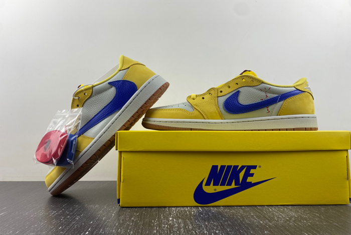 Travis Scott x Air Jordan 1  DZ4137-700