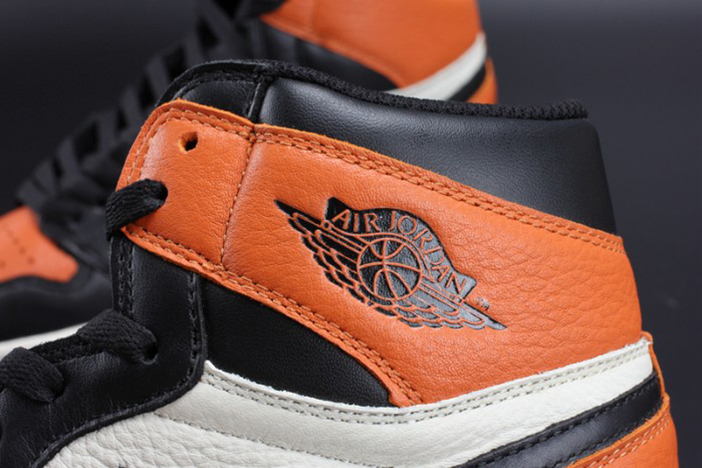 AIR JORDAN 1 RETRO HIGH OG 555088-005