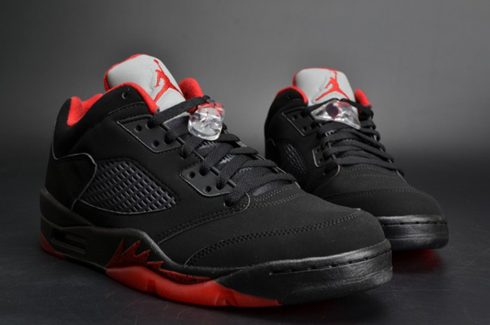 Air Jordan 5 Retro Low “Alternate 90” black/ red mens 819171-001