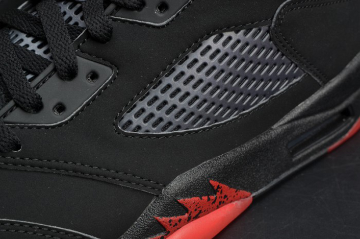 Air Jordan 5 Retro Low “Alternate 90” black/ red mens 819171-001