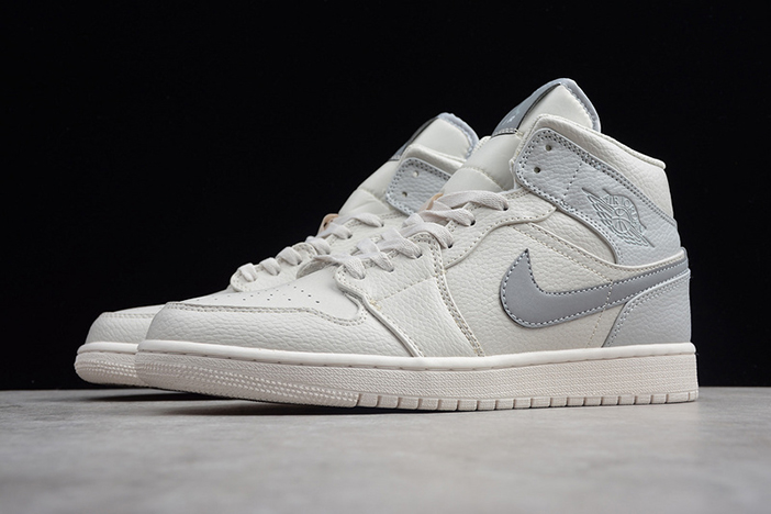 Air Jordan 1 Mid SE 